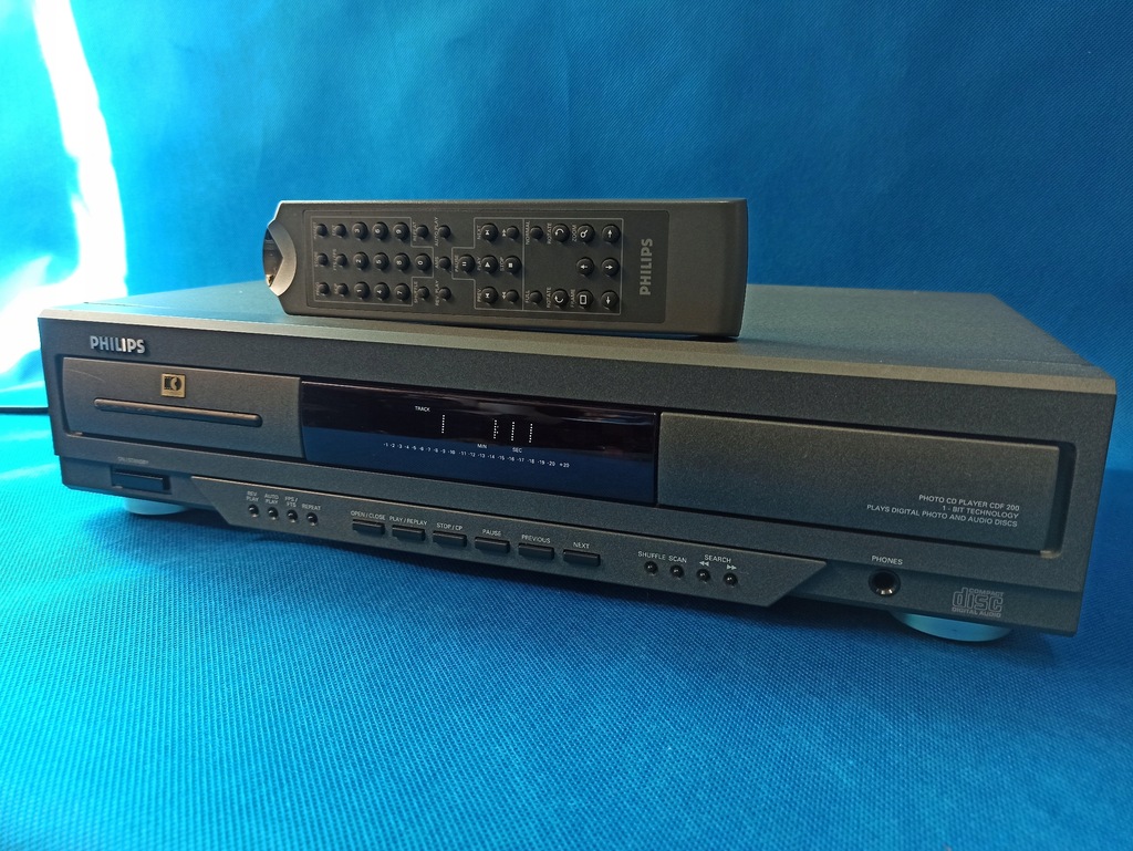 Купить Винтажный проигрыватель компакт-дисков Philips CDF-200 /Пульт дистанционного управления: отзывы, фото, характеристики в интерне-магазине Aredi.ru