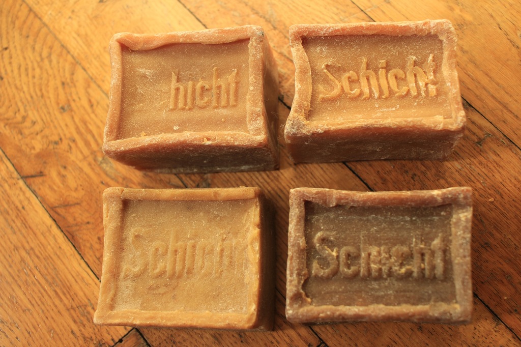 MYDŁO SCHICHT - 4 KOSTKI