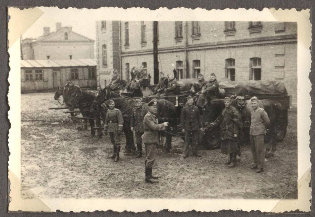 Hrubieszów. Koszary, Niemcy, obozy. 1941. 3 foto