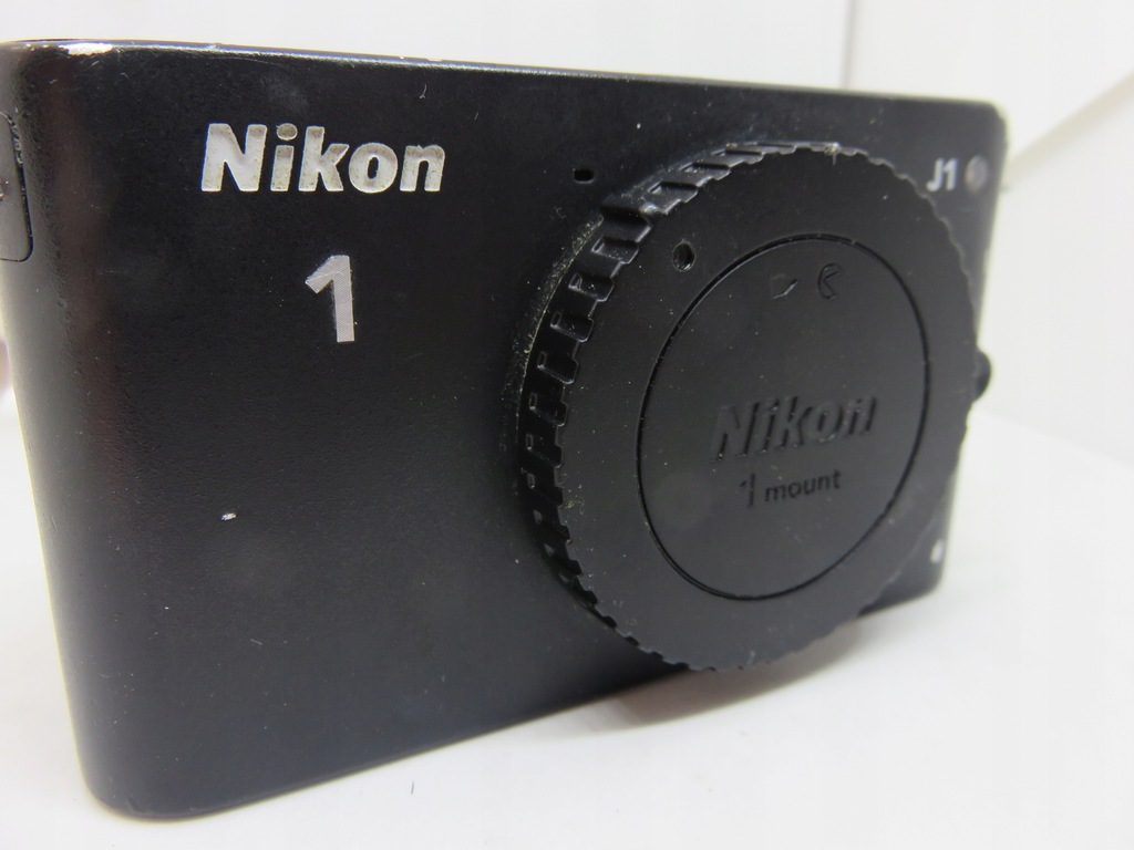 Nikon 1 J1 czarny, body,