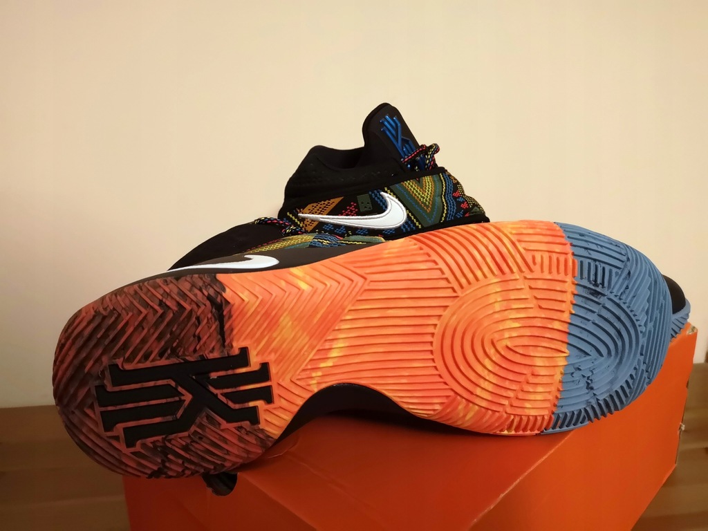 Buty do kosza Nike Kyrie BHM 42,5 7872165702 oficjalne