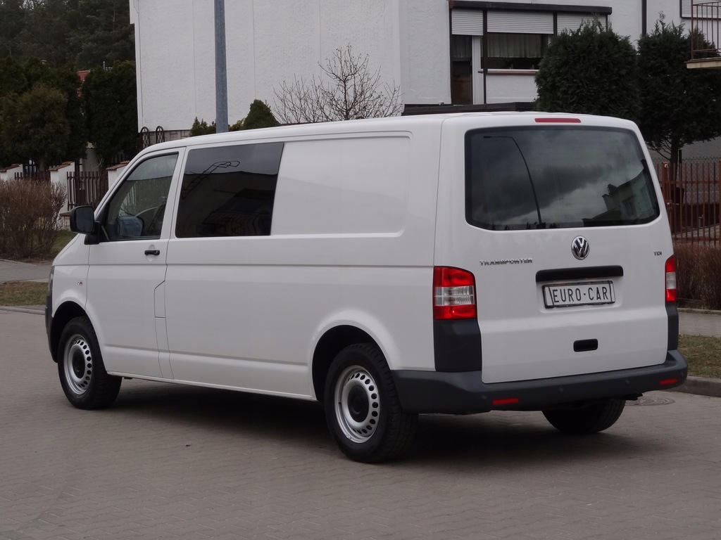 VW TRANSPORTER T5 2.0 TDI LONG KLIMA 6 OSÓB