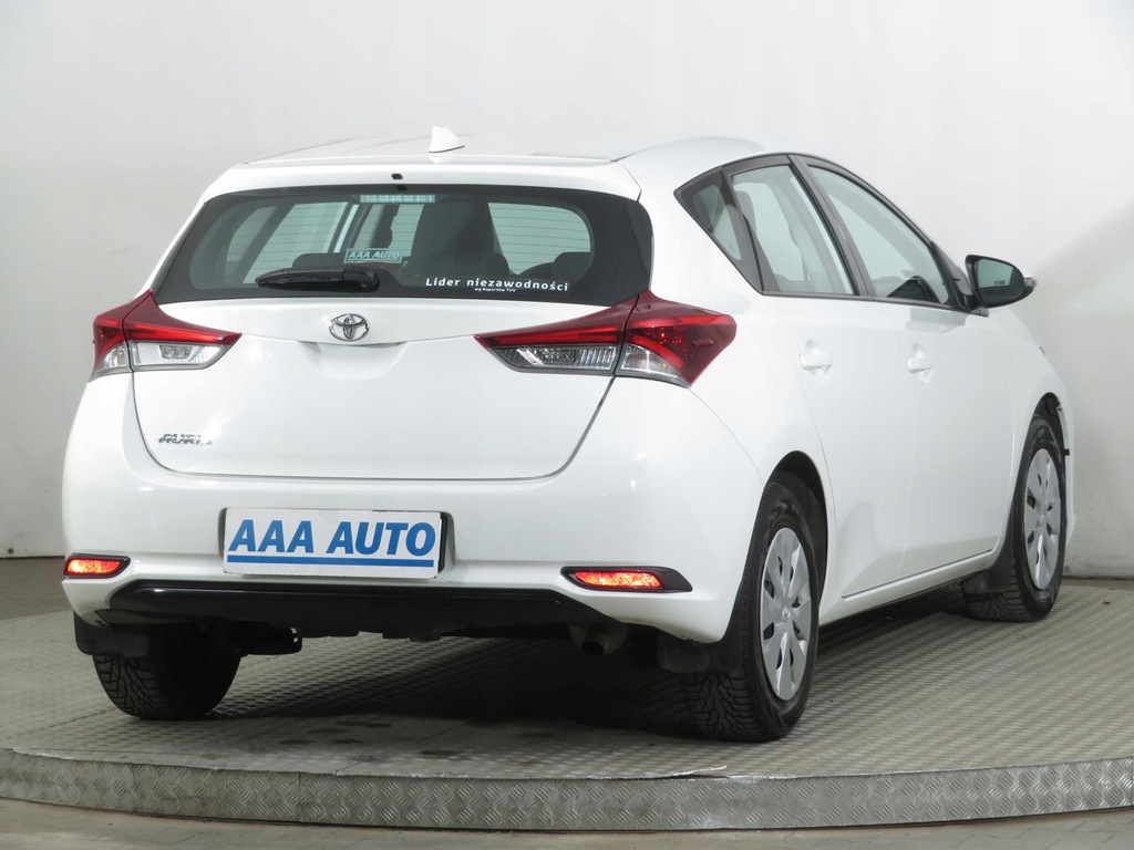 Toyota Auris 1.3 Dual VVTi , Salon Polska 8498036923