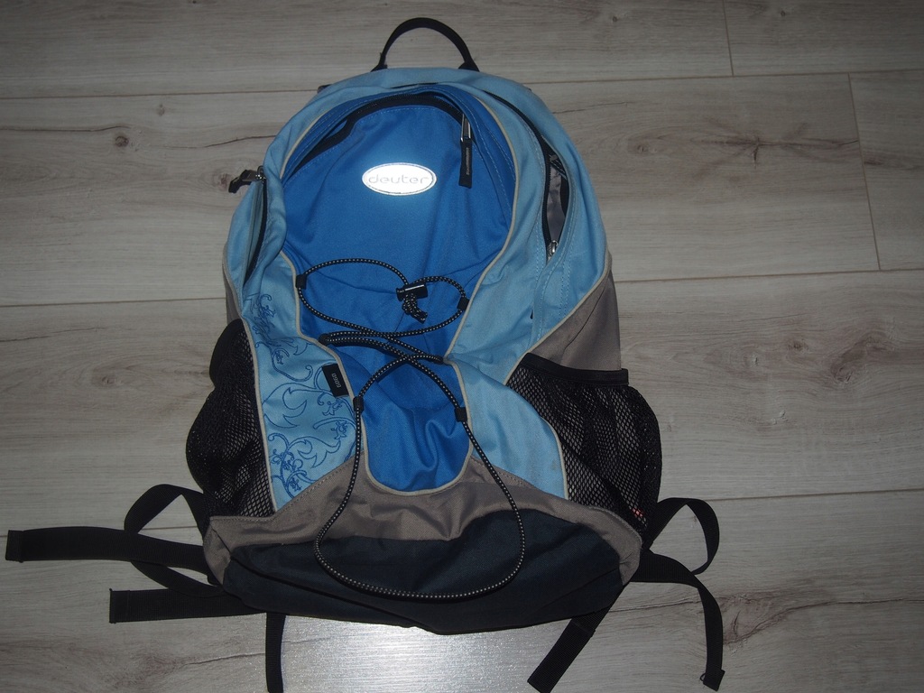 DEUTER DAMSKI PLECAK TREKINGOWY ok 30 litrów