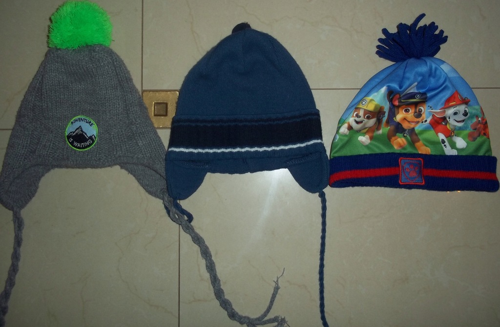 Komplet: 3 czapki dla chłopca, zima r. 86/98 BDB