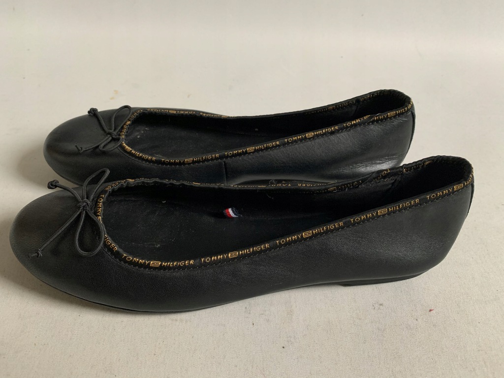 TOMMY HILFIGER LEATHER BALLERINE TOMMY BRAIDING 37