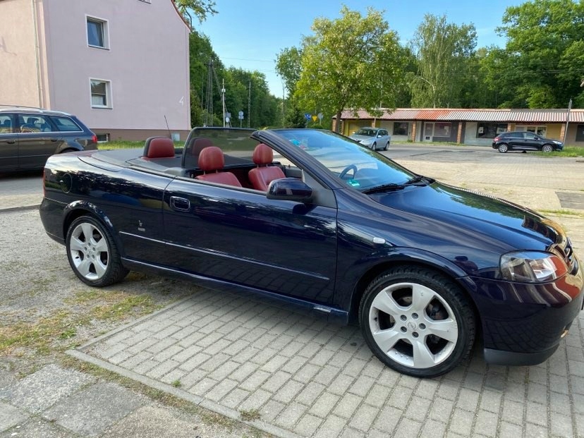 Opel Astra 2 G cabrio Bertone