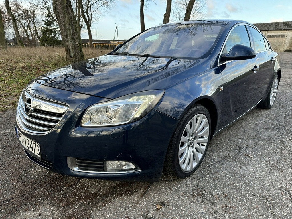 Opel Insignia Cosmo Sport Tour 2.0 TURBO 220KM 4x4