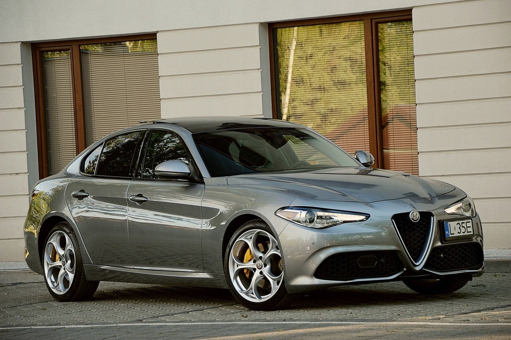 Купить Alfa Romeo Giulia # 2.0 Bi Turbo # 280 км # КАК НОВЫЙ: отзывы, фото, характеристики в интерне-магазине Aredi.ru