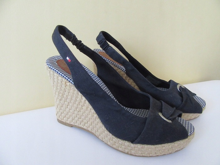 TOMMY HILFIGER ESPADRYLE PASKI KOTURNA 38 - 23,5CM