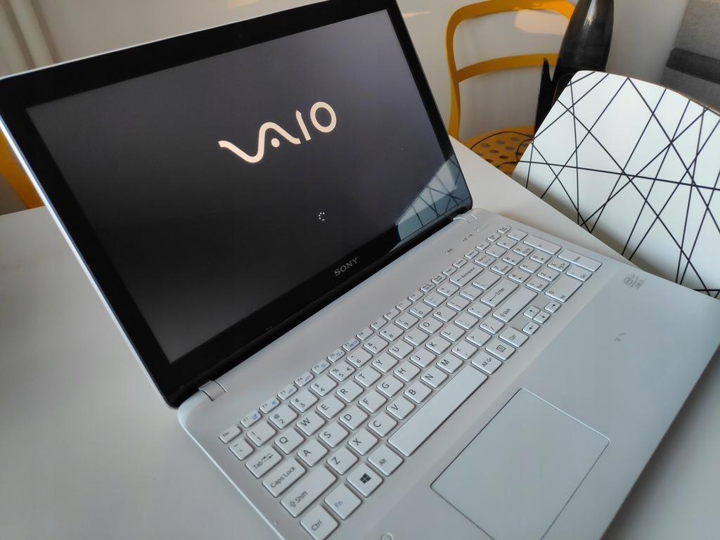 Dotykowy ekran SONY VAIO GeForce 6GB 512GB Zadbany