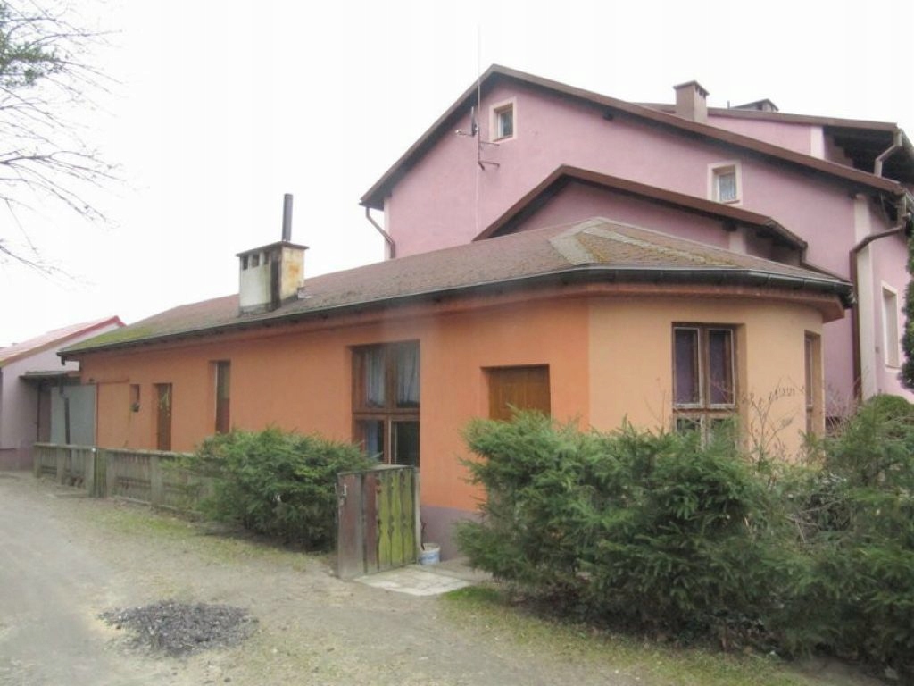 Dom, Świerzno (gm.), Kamieński (pow.), 104 m²