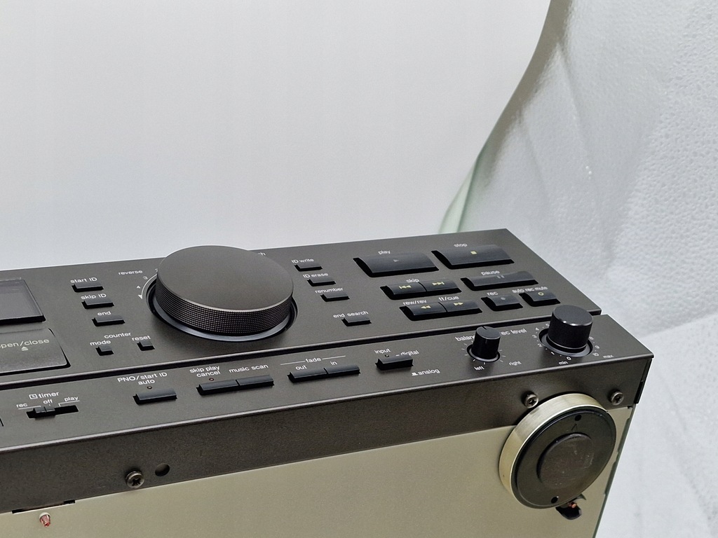 Technics SVDA10 kasetowy DAT + Pilot 12313807173