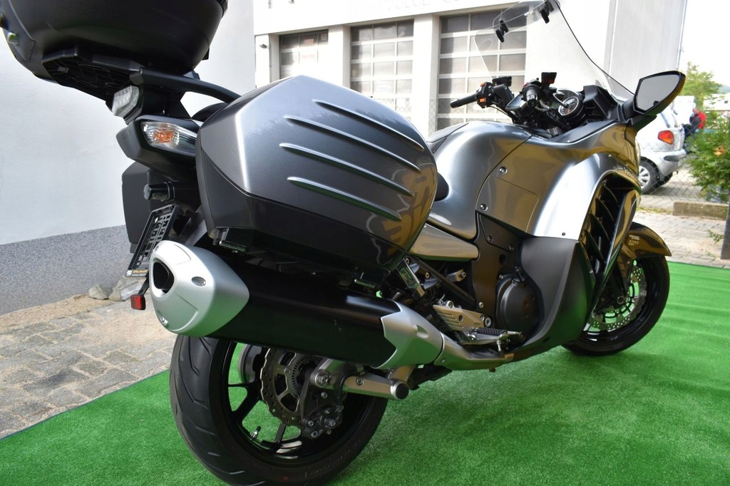 Купить KAWASAKI GTR 1400 KTRC K-ACT ABS 2016 ИДЕАЛЬНАЯ РАССРОЧКА: отзывы, фото, характеристики в интерне-магазине Aredi.ru