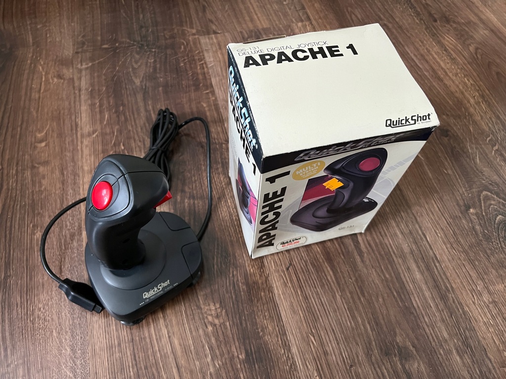 Joystick QUICKSHOT Apache 1 BOX - leżak magazynowy AMIGA