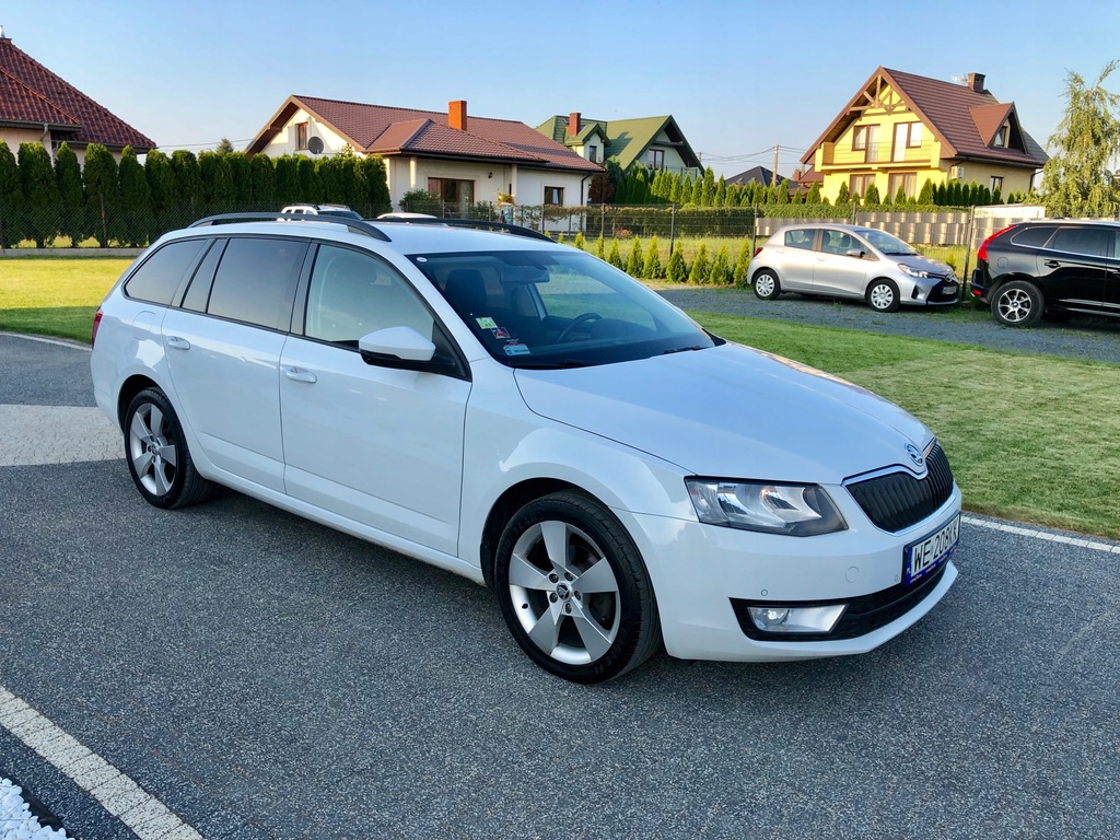 Купить ШОУ-РУМ PL OCTAVIA TDI KEYS ALU17 ELEGANCE SERVICE GLASS: отзывы, фото, характеристики в интерне-магазине Aredi.ru