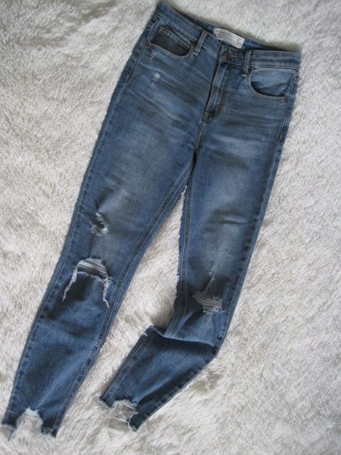 Abercrombie & Fitch jeansy W 27