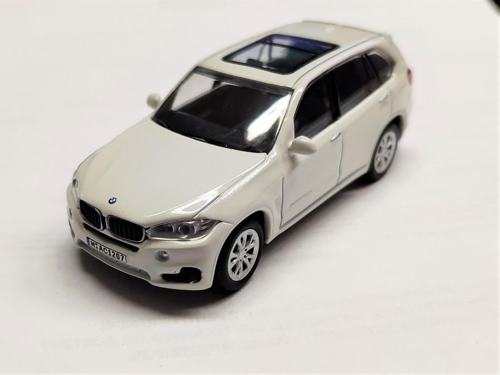 Miniatura BMW 1:64 X5 F15 80422321993