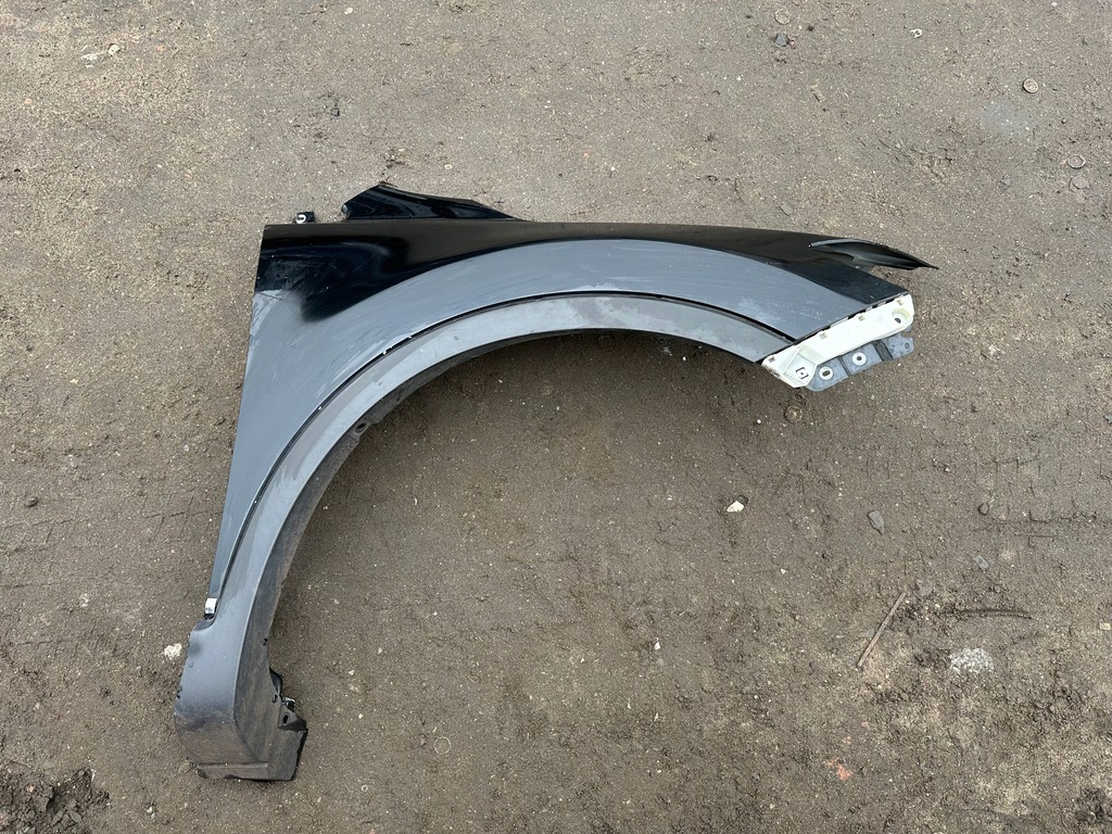 Mazda Cx9 błotnik prawy przedni