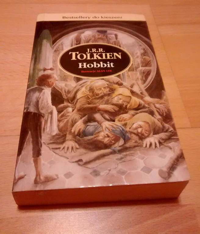 Tolkien - Hobbit, czyli tam i z powrotem