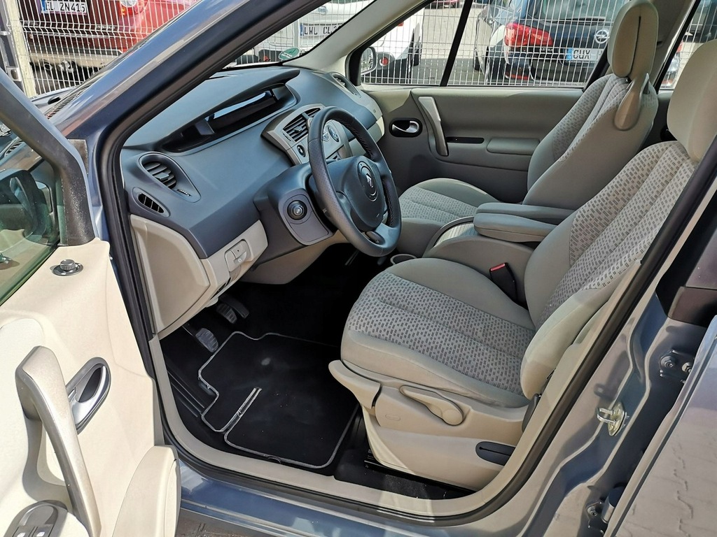 Купить Renault Scenic 1.6B, 2006 г., Панорама,: отзывы, фото, характеристики в интерне-магазине Aredi.ru