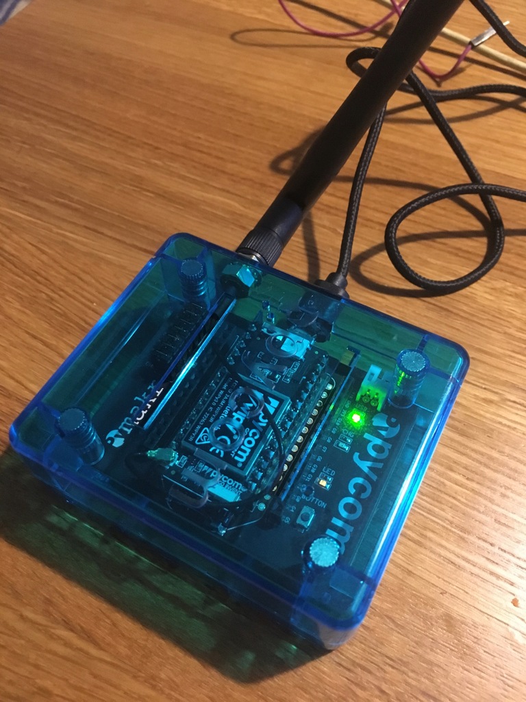 WiPy ESP32 - moduł WiPy+exboard+antena WiFi+PyCase