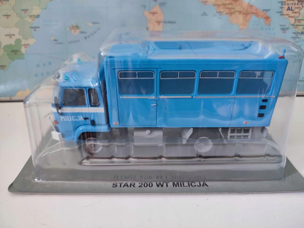 Deagostini 1:43 ciężarówka Star 200 WT Milicja Policja