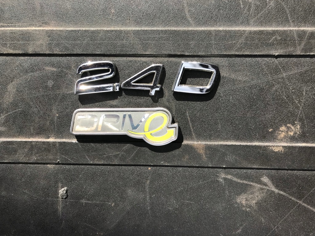 Emblemat na klape tylną Volvo xc60 2.4D Drive 8508071637