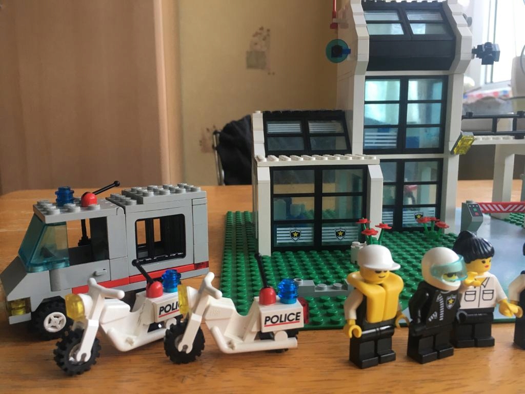 LEGO 6598 Metro PD Station Policja komenda Police 12213133751 oficjalne archiwum Allegro