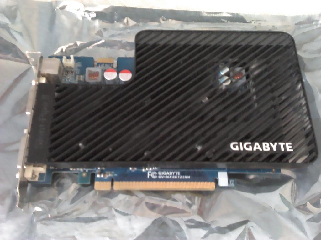 Karta graficzna Gigabyte GeForce 8600GT pasywna