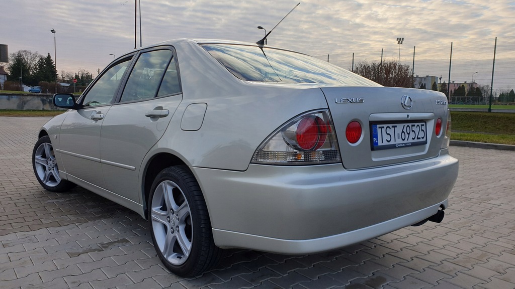 Lexus IS200 155KM Automat Navi Książka Serwisowa