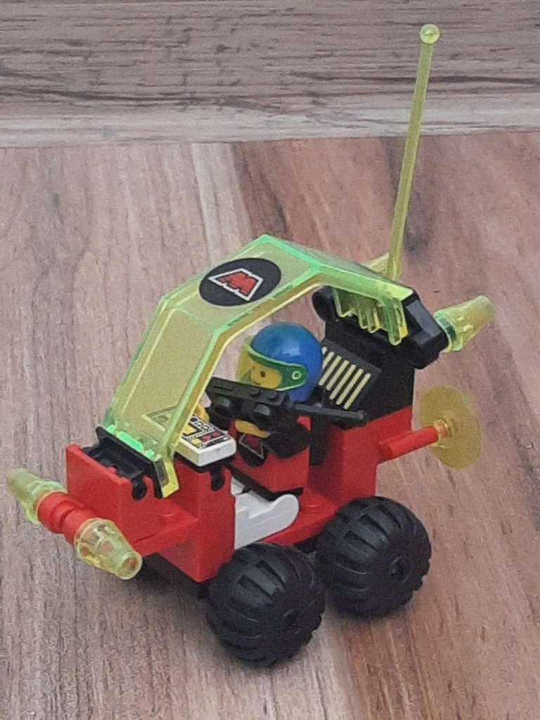 LEGO 6833 Beacon Tracer - 1990r. M:TRON