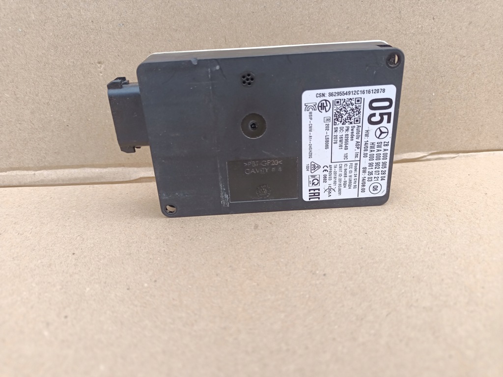 MERCEDES W205 RADAR SENSOR DISTRONIC A0009052804 13481618387