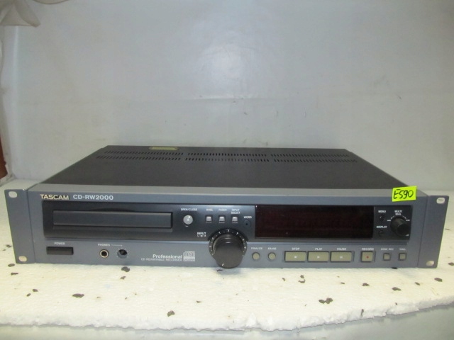 【録再OK】TASCAM 業務用CDレコーダー CD-RW2000 タスカム 録再OK】TASCAM 業務用CDレコーダー CD-RW2000 タスカム 録再OK