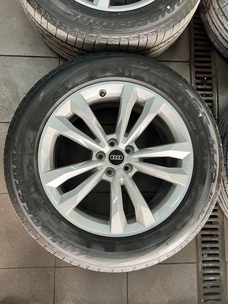 Купить Новые шины и диски для Audi Q7 Bridgestone 255/55R19: отзывы, фото, характеристики в интерне-магазине Aredi.ru