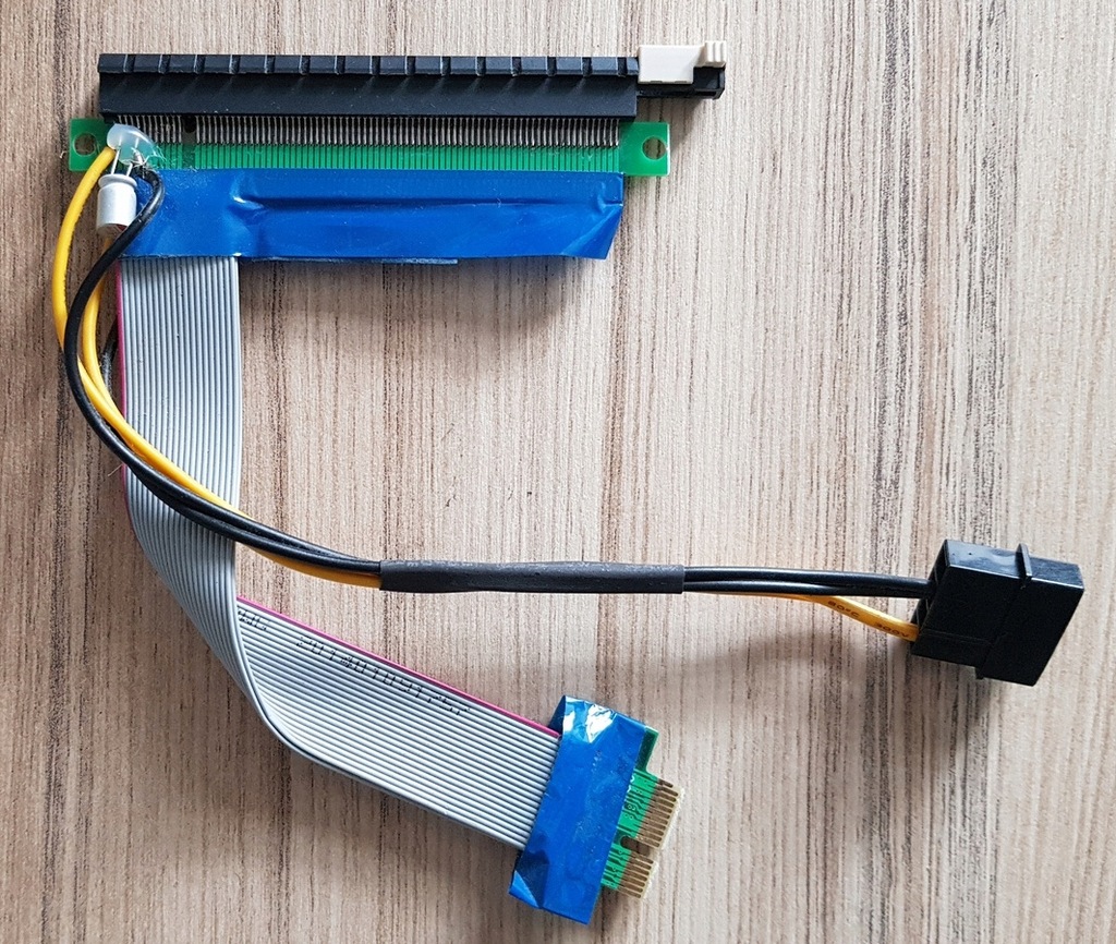 RISER PCI-EX 1X 16X PCI-E 19CM MOLEX KONDENSATOR