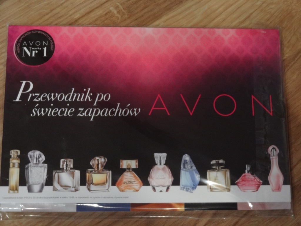 Przewodnik po świecie zapachów AVON - 10 próbek