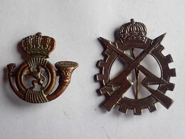 Odznaki beretowe Belgia komplet