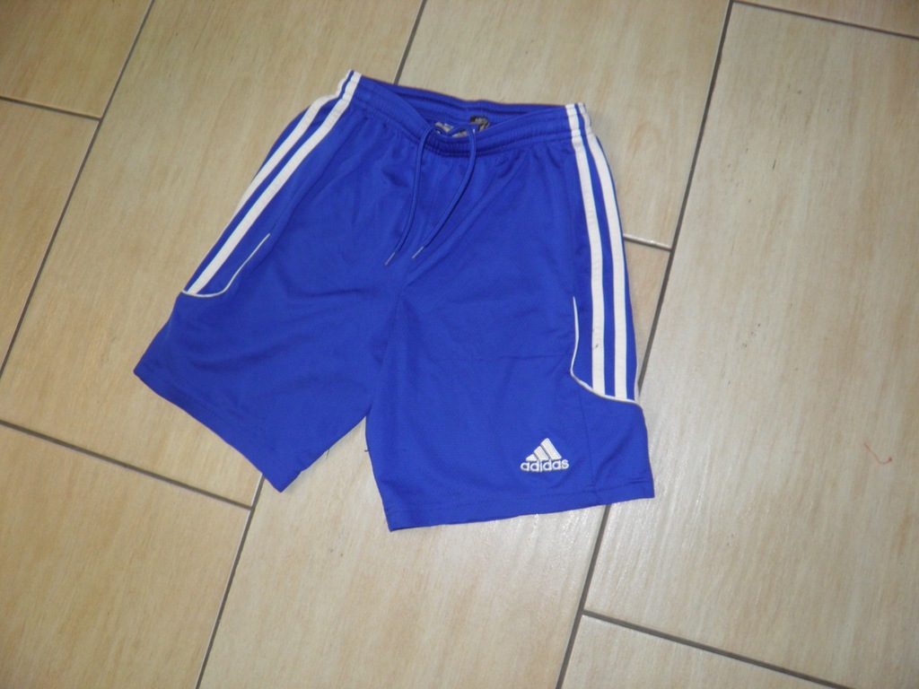 428 Spodenki dla chłopca adidas r 152