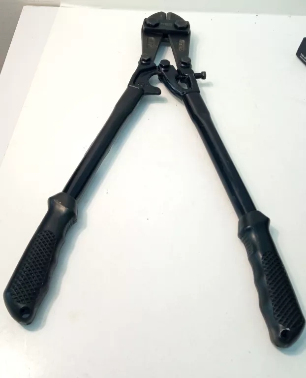 CZARNE NOŻYCE NEO TOOLS