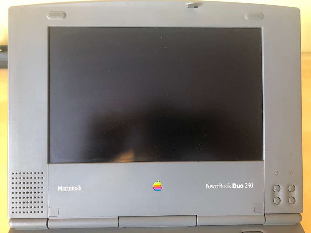 Apple PowerBook Duo 230 - 9086574214 - oficjalne archiwum