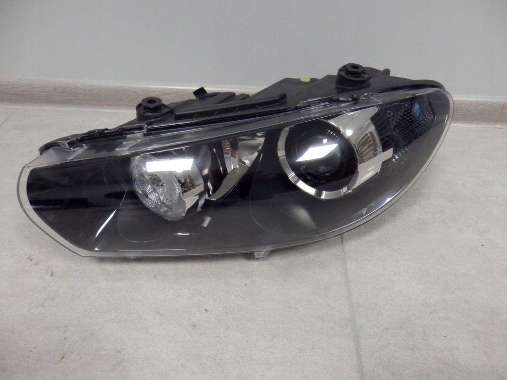 LAMPA LEWA XENON LED VW SCIROCCO 1K8941753F