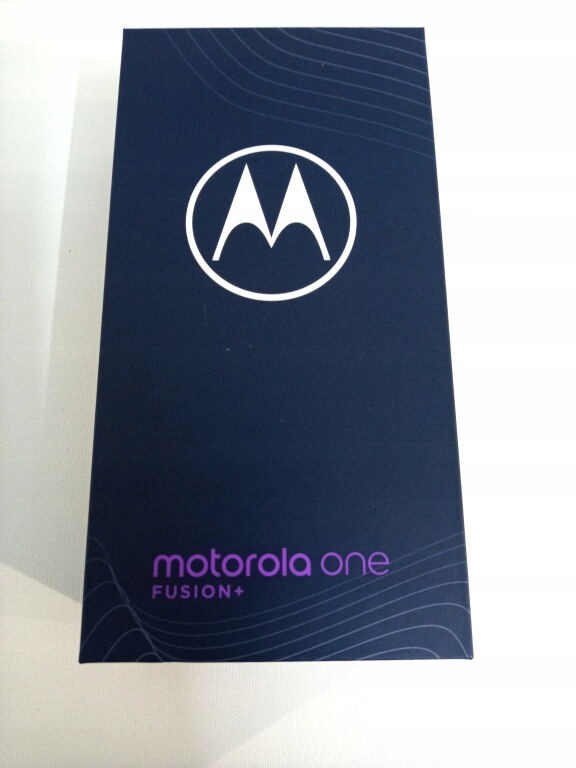 TELEFON MOTOROLA ONE FUSION+ KOMPLET