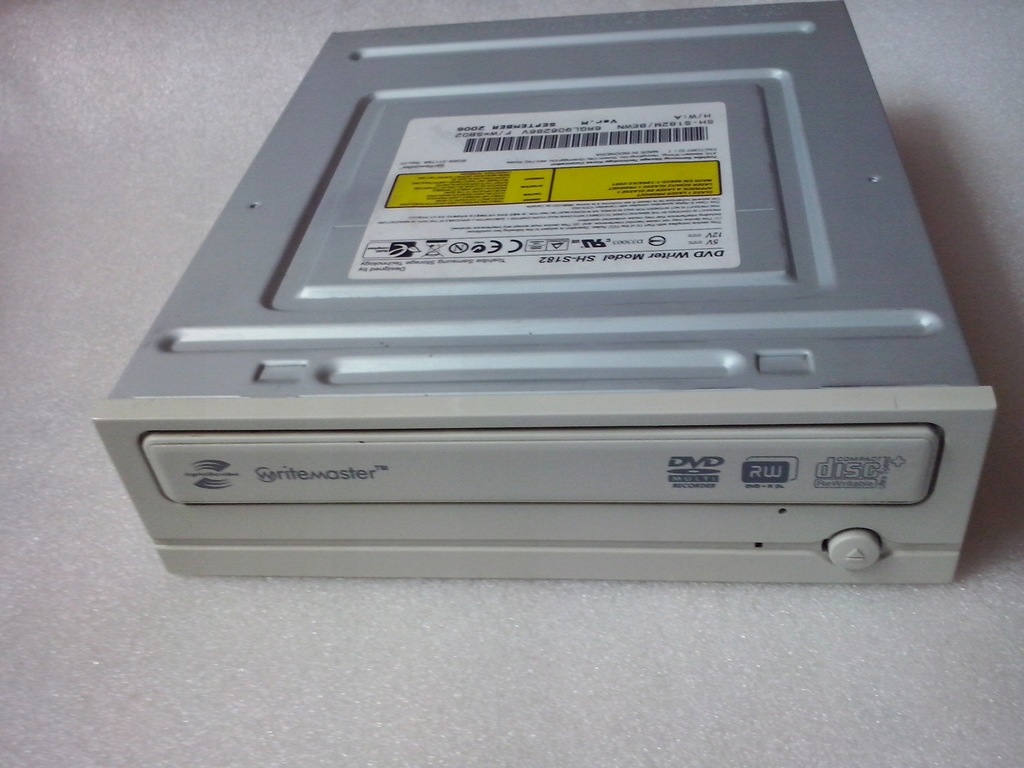 Nagrywarka TSSTcorp CDDVDW SH-S182M x18 x48 LightS