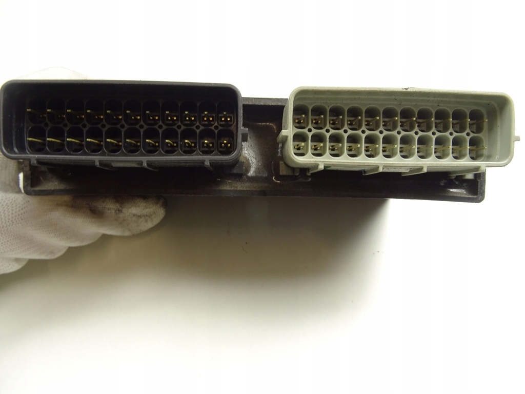 HONDA CBR 1100 XX STACYJKA KOMPUTER WLEW 96-06 - 9949755013