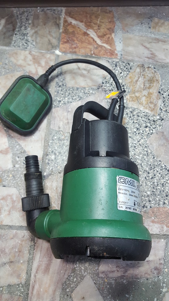 POMPA ZANURZENIOWA CMI USZKODZONA