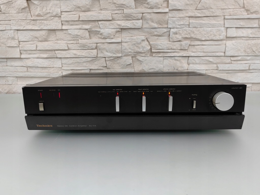 TECHNICS SU-A4 Przedwzmacniacz stereo vintage