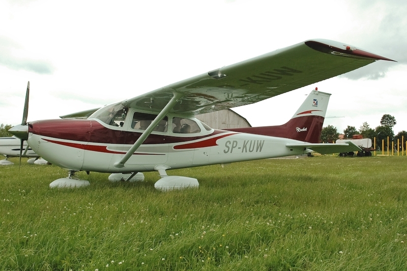 Lot widokowy samolotem Cessna 172 nad Bełchatowem