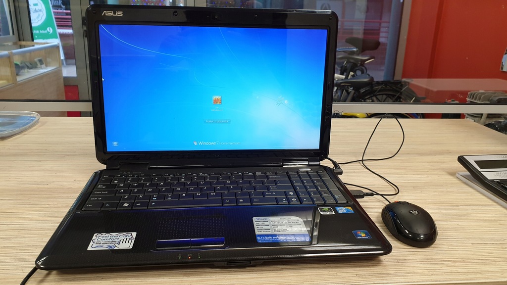 Laptop ASUS K50IN series z ładowarką i myszką (HB)