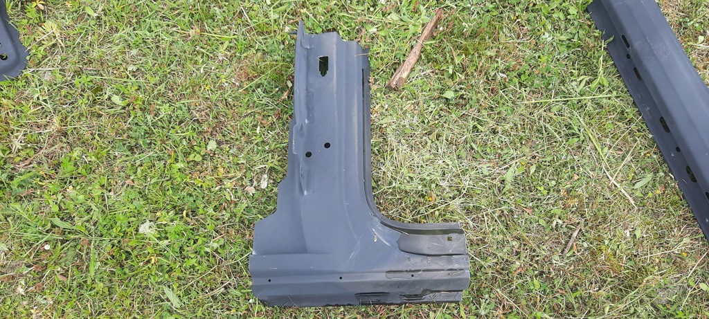 PRÓG SŁUPEK POSZYCIE LEWY PRZÓD AUDI Q7 4L0 4L0809573A ORYGINAŁ NOWY